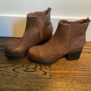 FALL BOOTIES